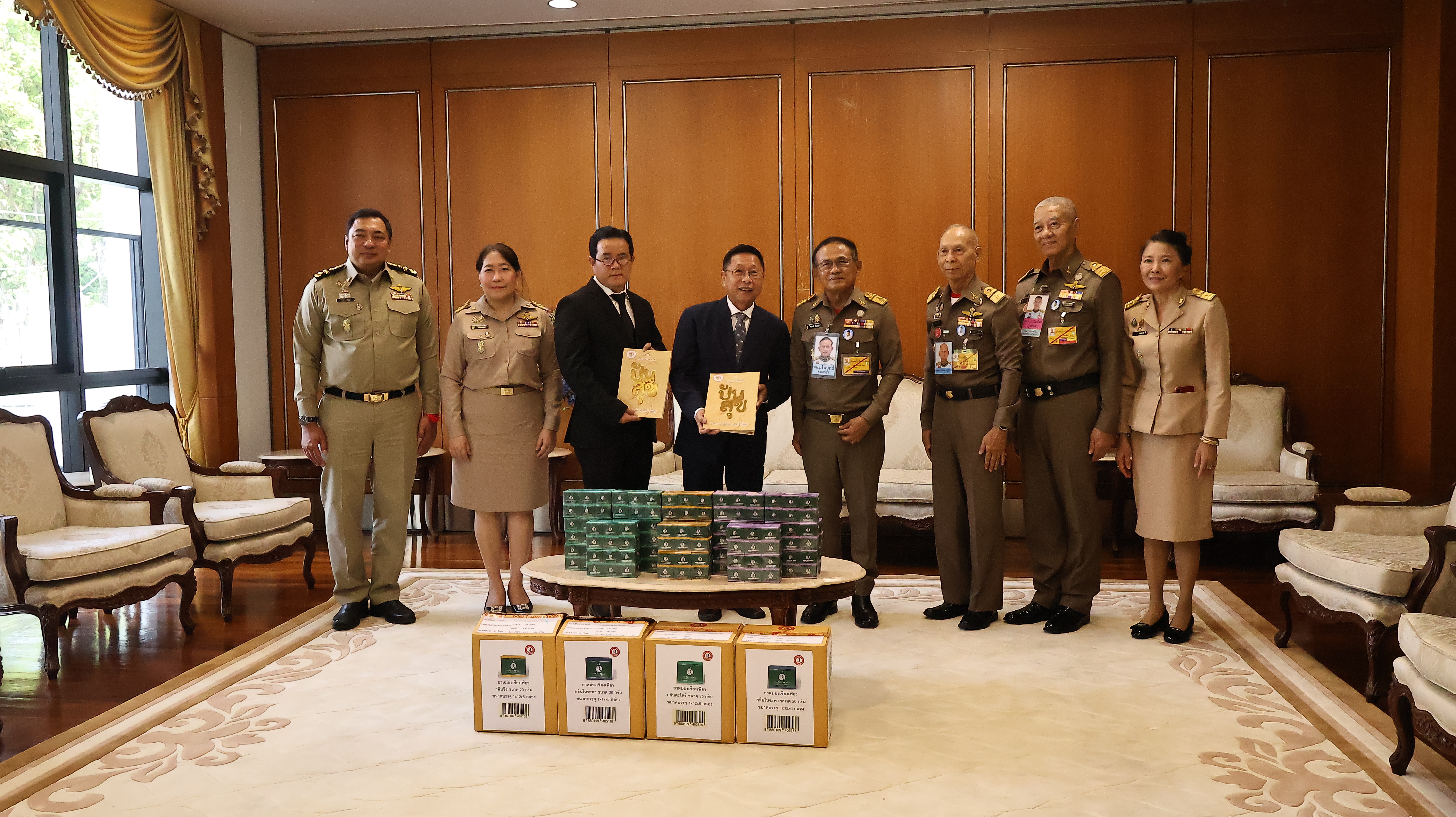 ได้รับโอกาสเข้าเยี่ยมและพูดคุยถึงการดำเนินงานของมูลนิธิบ้านพระพร ณ ทำเนียบ องคมนตรี